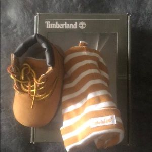 Matching boots and hat set